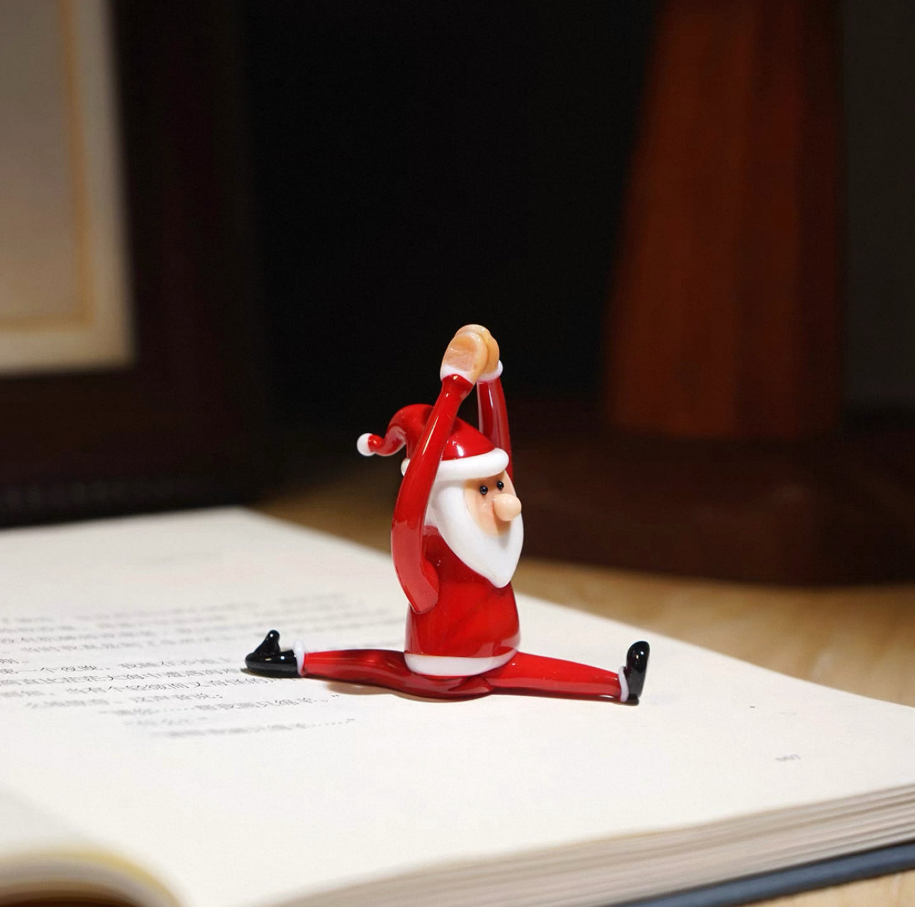 瑜珈聖誕老人琉璃擺件