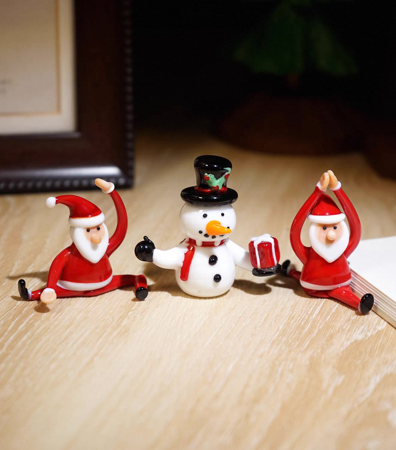 瑜珈聖誕老人琉璃擺件